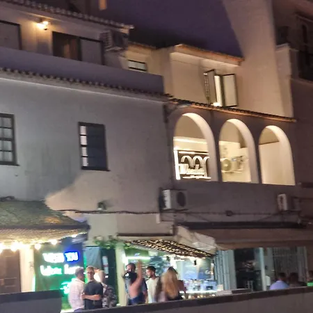 Wonder Charm Guest house 3*